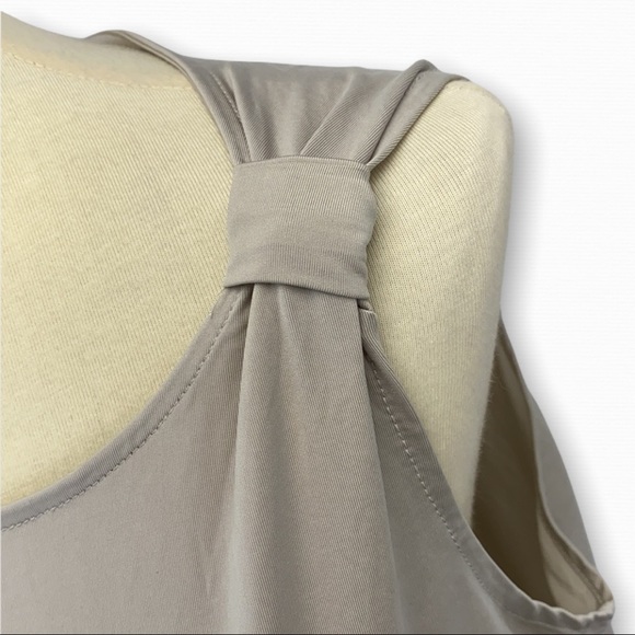 GENERATION LOVE Kylie Knot Top Tan NWOT Small - Picture 6 of 10